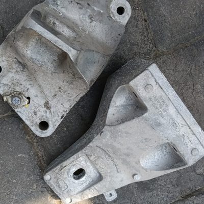 RANGE ROVER SPORT 2023 ENGINE MOUNT BRACKET